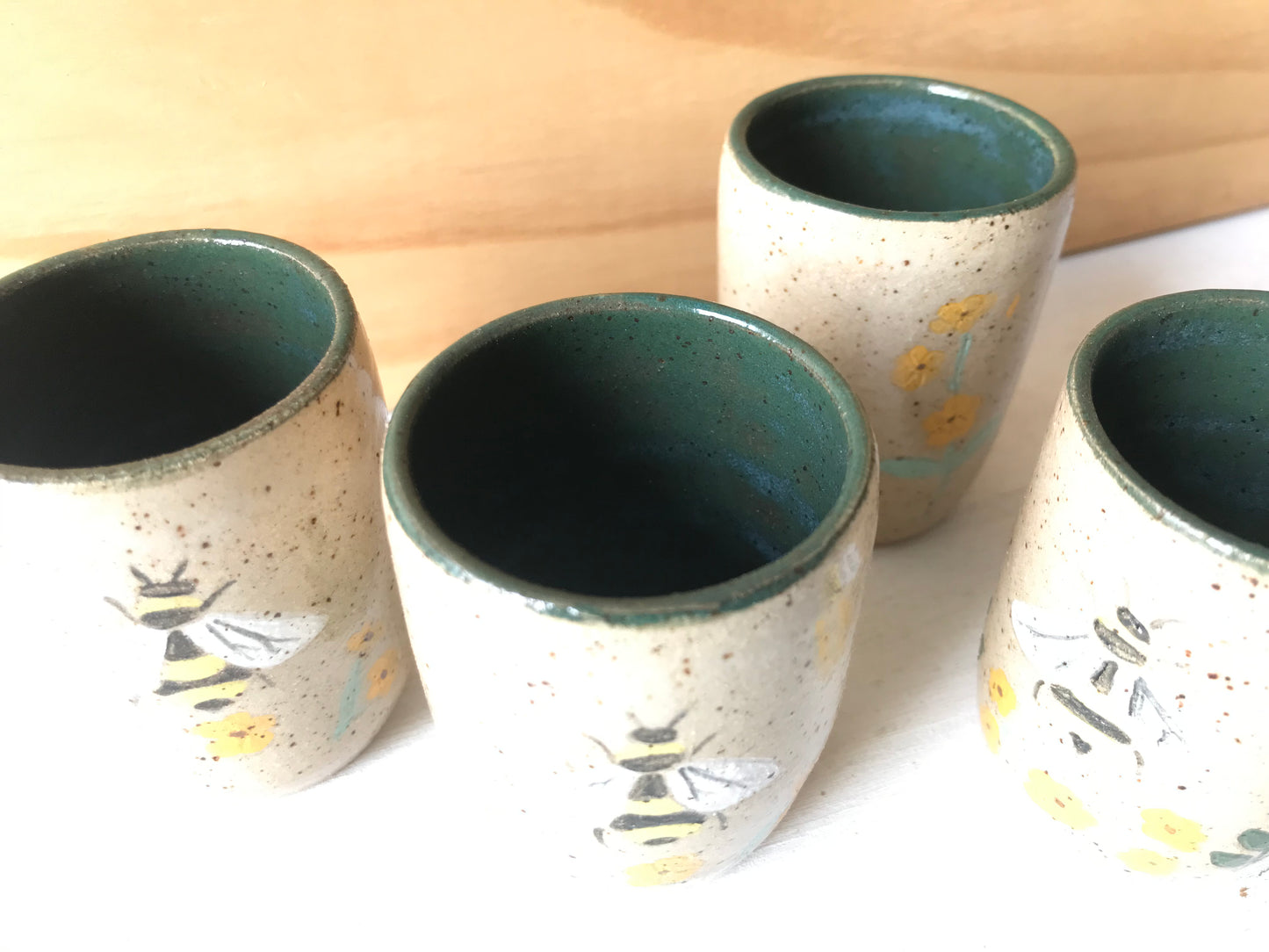 Bee shot glass set
