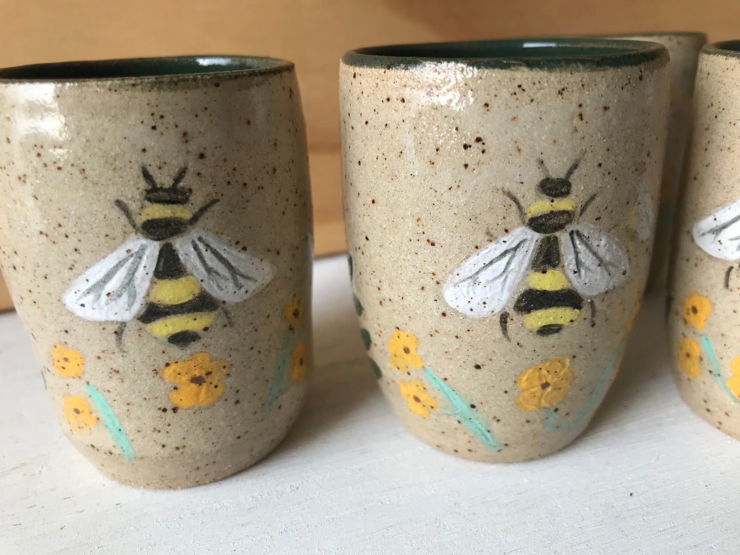 Bee shot glass set