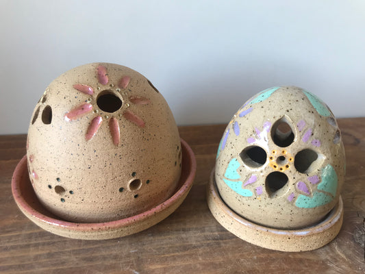 Cone incense holder