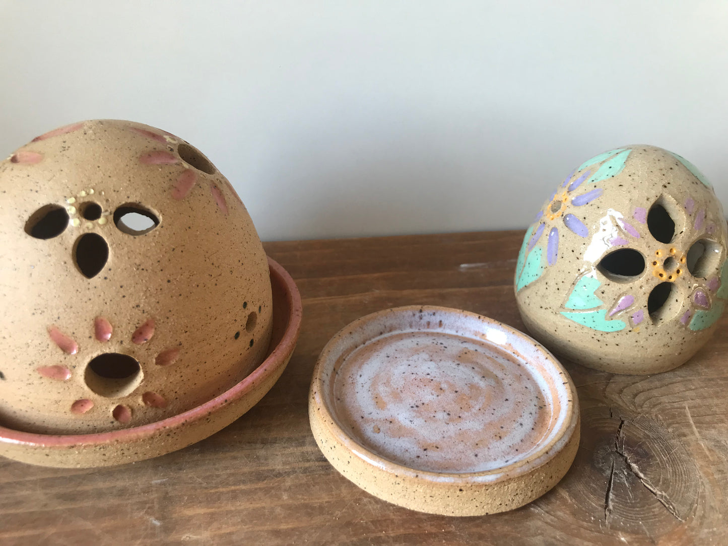 Cone incense holder