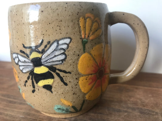 Bee mug